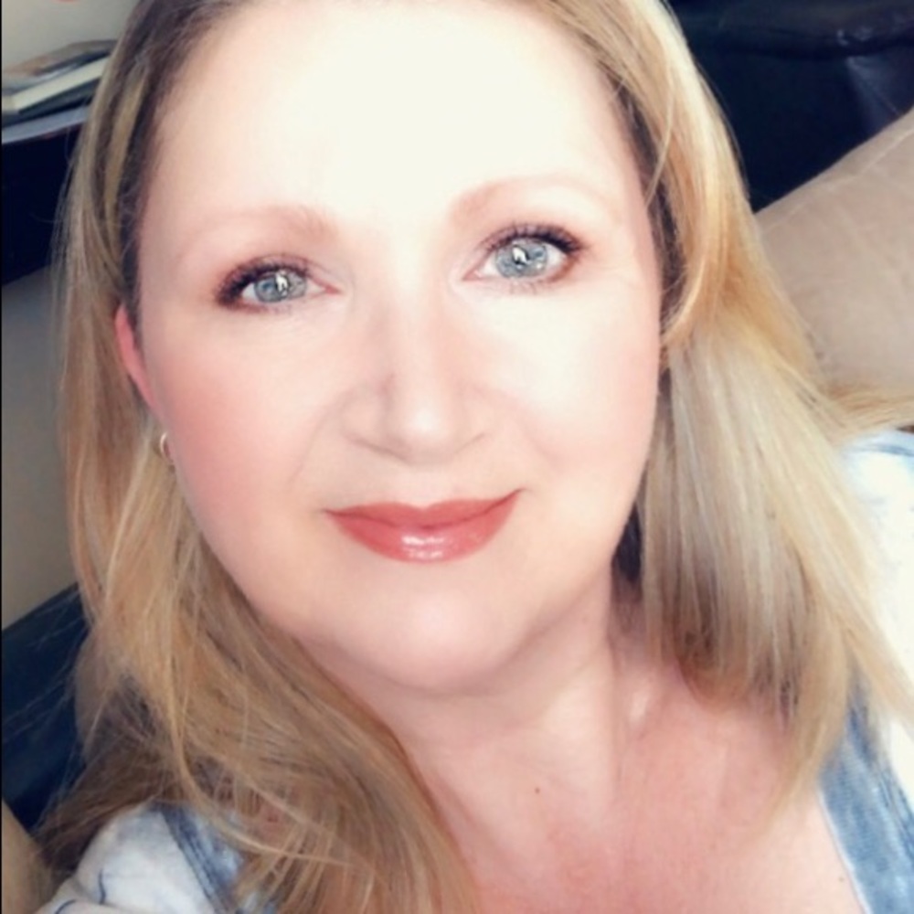 Meet your Posher, Kimberly